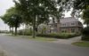 Overzicht vanaf de overkant van de straat