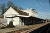 Station Meppel -  The stationbuilding of Meppel, seen from the railwayside.  Het stationsgebouw van Meppel, gezien vanaf de perronzijde.