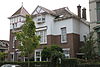 Dubbele villa met kenmerken van de overgangsstijl