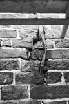 Beschadigd anker, oost gevel - Norg - 20169999 - RCE -  Nederlands Hervormde Kerk: beschadigd anker, oost gevel 