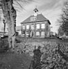 Exterieur overzicht voorgevel - Peize - 20321873 - RCE -  Raadhuis: Exterieur overzicht voorgevel (opmerking: Monumenten In Nederland Drenthe, bladzijde 166) 