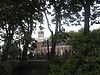 Kerkje aan de Zee.JPG -  Hier ziet u de grote deur van het Kerkje. Hier werd vroeger bij een begrafenis de kist in en uit gereden. 