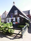 Pand onder zadeldak