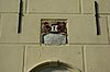 Monument-22880-6 -  Schild boven de ingang.  Shield above the entrance. 