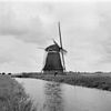 Watermolen van de Hempensermeerpolder, overzicht in verval. - Warga - 20249667 - RCE -  watermolen van de Hempensermeerpolder, overzicht in verval. 