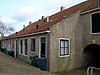 Achterkant woningkjes bij de kerk Ferwerd (6).JPG