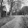 Omwalling met poortgebouw - Sexbierum - 20199396 - RCE -  Liauckema State: omwalling met poortgebouw 