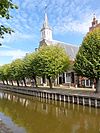 Sloten1 -  Heerenwal met kerk te Sloten