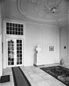 Interieur van de hal - Harlingen - 20101620 - RCE -  Raadhuis: interieur van de hal 
