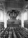Interieur naar het oosten - Sint Annaparochie - 20022834 - RCE -  Nederlands Hervormde Kerk: Interieur naar het oosten 