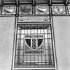 Interieur De Utrecht (11) -  glas-in-lood raam in zaal De Utrecht 