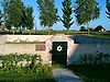 Workum-joodse begraafplaats-1.JPG -  Joodse begraafplaats aan de Haerekuenst in Workum, Friesland.  Jewish cemetery on the Haerekuenst in Workum, Friesland, Netherlands.