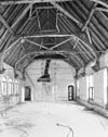 Interieur grote zaal, overzicht - Apeldoorn - 20023645 - RCE -  Het Oude Loo: interieur grote zaal, overzicht 