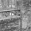 Exterieur detail brug met metselwerk en smeedijzer (verval) - 20000351 - RCE -  Exterieur detail brug met metselwerk en smeedijzer (verval) 