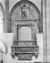 Noord kooromgang, Epitaaf van Joost Sasbout - Arnhem - 20024616 - RCE -  Eusebius- of Grote Kerk (Nederlands Hervormd): noord kooromgang, Epitaaf van Joost Sasbout 
