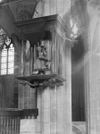 Interieur, onderdeel van het grafmonument van Karel van Gelre, man in 't kastje - Arnhem - 20024815 - RCE -  Eusebius- of Grote Kerk (Nederlands Hervormd): Interieur, onderdeel van het grafmonument van Karel van Gelre, man in 't kastje (opmerking: In: Buiten ; 20(1926); nr. 35, p. 415) 