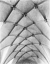 Gewelf van het schip, na restauratie - Arnhem - 20024622 - RCE -  Eusebius- of Grote Kerk (Nederlands Hervormd): gewelf van het schip, na restauratie 