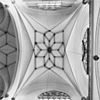 INTERIEUR, ZUIDER TRANSEPT, GEWELF NAAST VIERING - Arnhem - 20289712 - RCE -  Eusebius- of Grote Kerk (Nederlands Hervormd): INTERIEUR, ZUIDER TRANSEPT, GEWELF NAAST VIERING 