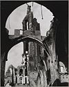 Interieur ruÃ¯ne na oorlogshandelingen met zicht vanuit koor naar het westen - Arnhem - 20324874 - RCE -  Eusebius- of Grote Kerk (Nederlands Hervormd): Interieur ruÃ¯ne na oorlogshandelingen met zicht vanuit koor naar het westen (opmerking: Fotograaf te Arnhem) 