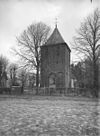 Kerk vanuit het zuid-westen - Kootwijk - 20126981 - RCE -  Nederlands Hervormde Kerk: kerk vanuit het zuid-westen 