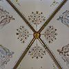 Interieur koor, gewelfschildering met sluitsteen, detail, na restauratie - Vierakker - 20346247 - RCE -  Rooms-katholieke Sint Willibrorduskerk: Interieur koor, gewelfschildering met sluitsteen, detail, na restauratie 