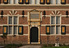 WLM - Ciao Anita! - Buren - Weeshuis (1) - This former orphanage now accommodates the Marechaussee Museum. The Marechaussee is a part of the Dutch army. In dit voormalige weeshuis in het stadje Buren is nu het Marechaussee Museum gevestigd. Lees hier meer over de Geschiedenis van het Weeshuis. 