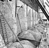 Bovenaanzicht gewelven noordbeuk en kolommen van het schip gezien naar het westen - Lienden - 20139717 - RCE -  Nederlands Hervormde Kerk: bovenaanzicht gewelven noordbeuk en kolommen van het schip gezien naar het westen 