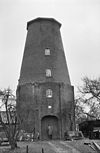Romp van voormalige korenmolen - Maurik - 20151520 - RCE -  De Beijenkorf: Romp van voormalige korenmolen 