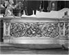 Detail communiebank - Culemborg - 20051634 - RCE -  Oud Kath.Kerk: detail communiebank 