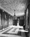 Interieur van de vestibule - Doetinchem - 20058466 - RCE -  Kasteel de Slangenburg: interieur van de vestibule 