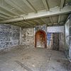 Interieur gebouw II, verdieping, overzicht kamer met schouw, voor restauratie - Loo - 20334657 - RCE -  VLOEDSCHUUR: Interieur gebouw II, verdieping, overzicht kamer met schouw, voor restauratie 