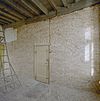 Interieur gebouw I, verdieping, gedeelte kamer met bouwsporen, voor restauratie - Loo - 20334626 - RCE -  VLOEDSCHUUR: Interieur gebouw I, verdieping, gedeelte kamer met bouwsporen, voor restauratie 