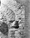 Noord muur detail deur - Ede - 20066815 - RCE -  N.H.Kerk: noord muur detail deur 