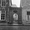 Toegangspoortje tot de voormalige synagoge te Elburg - Elburg - 20068992 - RCE -  Voormalige synagoge: Toegangspoortje tot de voormalige synagoge te Elburg 