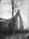 Na de brand Zuidportaal en zuid-transept - Asperen - 20025851 - RCE -  N.H.Kerk en Toren: na de brand Zuidportaal en zuid-transept (opmerking: Fotonummer 6054) 