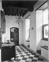 Interieur, overzicht gang op de verdieping - Bemmel - 20030378 - RCE -  Huis De Kinkelenburg: Interieur, overzicht gang op de verdieping 