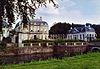 Voorst brug -  De brug met kademuren bij Huis de Voorst te Eefde. 