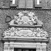 Detail grote portaal - 's-Heerenberg - 20105713 - RCE -  Kasteel Bergh: detail grote portaal 