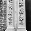 Grote portaal, detail linker pilaster - 's-Heerenberg - 20105763 - RCE -  Kasteel Bergh: grote portaal, detail linker pilaster 
