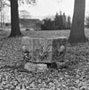Doopvont in tuin - Wijnbergen - 20213815 - RCE -  Huis Kemnade: doopvont in tuin 