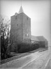Exterieur vanuit het zuid-westen - Dodewaard - 20057765 - RCE -  N.H.Kerk en Toren: exterieur vanuit het zuid-westen (opmerking: Fotonummer 6342) 