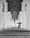 Interieur naar het oosten - Nijmegen - 20167767 - RCE -  Sint Stevens Kerk: interieur naar het oosten 