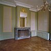 Interieur, schouw met spiegel in bovenstuk - Renkum - 20338772 - RCE -  Huis Keyenberg: Interieur, schouw met spiegel in bovenstuk 