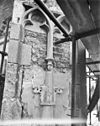 Steunbeer, versiering van cement - Tiel - 20208815 - RCE -  Sint Maartens Kerk en Toren: steunbeer, versiering van cement 