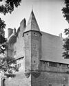 Torentje voorgevel - Hernen - 20108988 - RCE -  Kasteel Hernen: torentje voorgevel 