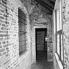 Interieur, doorgang naar noord-oost torentje vanuit de oostelijke weergang - Hernen - 20109016 - RCE -  Kasteel Hernen: interieur, doorgang naar noord-oost torentje vanuit de oostelijke weergang 