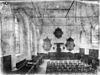 Interieur met preekstoel, doophek en drie tiengebodenborden - Leur - 20138932 - RCE -  Nederlands Hervormde Kerk: Interieur met preekstoel, doophek en drie tiengebodenborden 