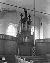 Interieur naar het westen - Leur - 20138941 - RCE -  Nederlands Hervormde Kerk: interieur naar het westen 