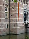 Kasteel Wijchen 03, aansluiting poortgebouw aan westvleugel.JPG -  Kasteel Wijchen 03, aansluiting poortgebouw aan westvleugel
