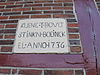 Boeijink boerderij gevelsteen links -  Gevelsteen Boerderij Boeijink aan de Boeijinkweg 9 in Winterswijk-Huppel `Kuenen.T.Bovlt/stinkn.boeinck/el.anno.1736' 